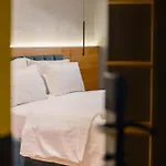 Adore Apartment *