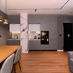 Apartment Adore *